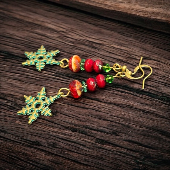 Handcrafted Red & Green Snowflake Earrings - Picture 8 of 10
